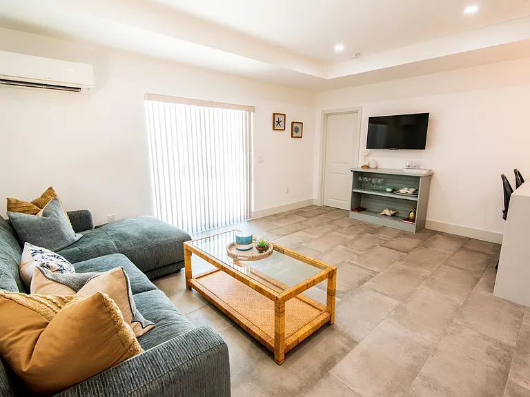 1101 Mallorca Dr — Photo 5