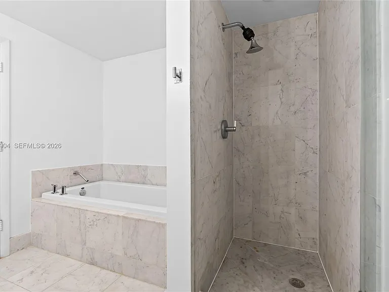244 Biscayne Blvd #3108 — Photo 18