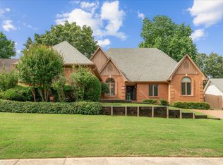 8694 Chris Suzanne Cir, Cordova, TN 38018