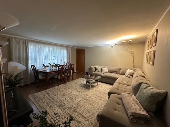 5226 N Oakview St #2, Chicago, IL 60656