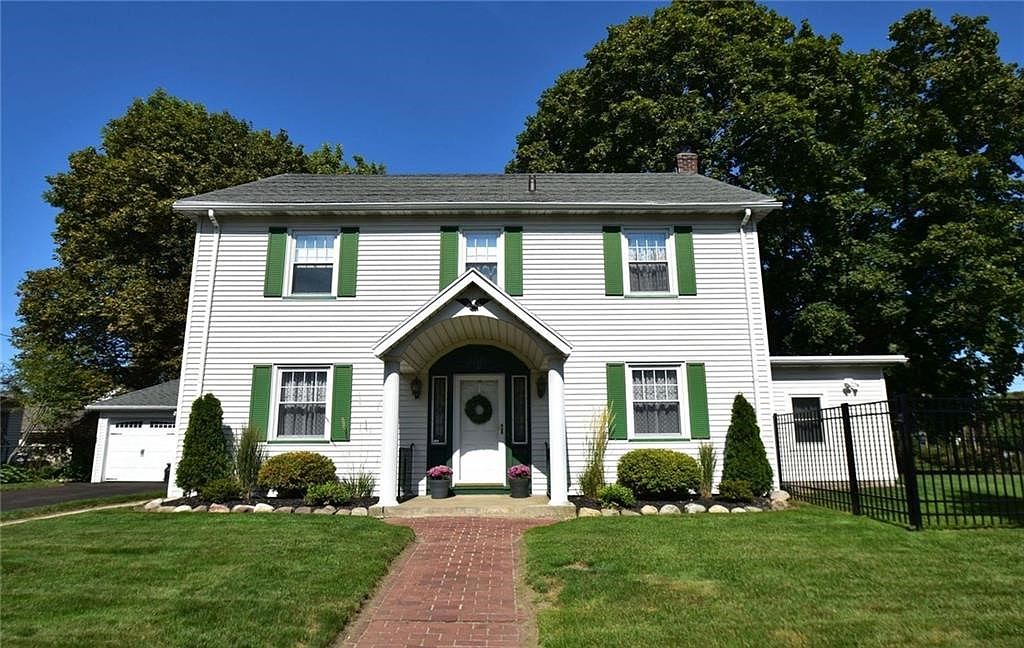 2521 Saint Paul Blvd, Rochester, NY 14617 Zillow