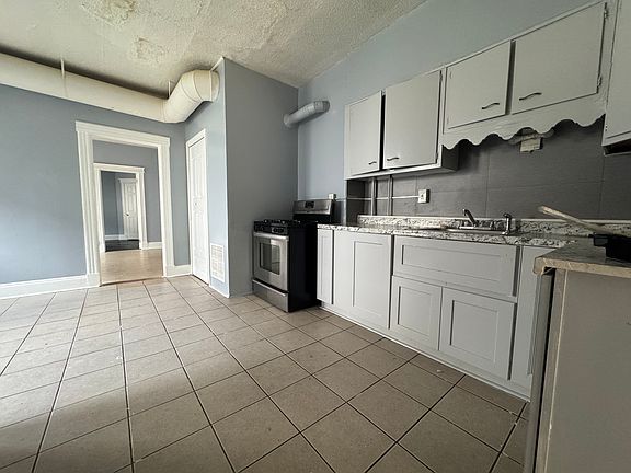 2nd image of 65 Whitmore St #W2