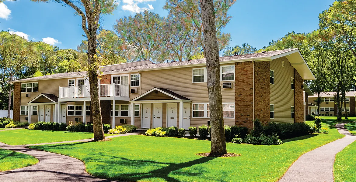 Pinewood Village — Photo 3