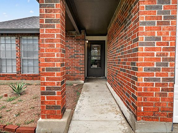 2nd image of 1509 Taron Dr