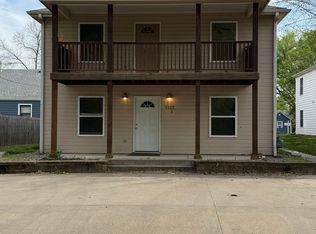 1322 Colorado St #2, Manhattan, KS 66502