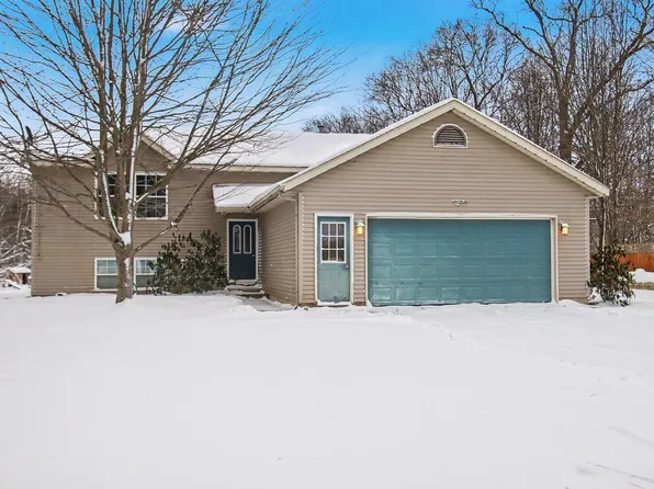 9370 128th Ave, West Olive, MI 49460