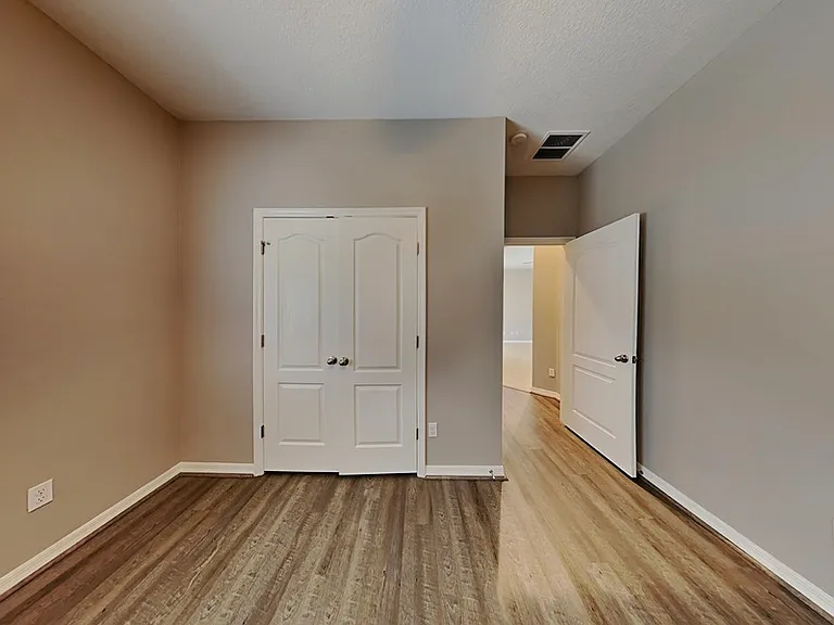 2131 Lacosta Pl — Photo 22