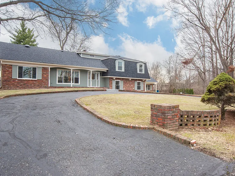 6337 Cardinal Ln — Photo 3