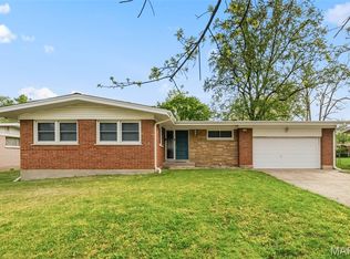 2100 Argo Dr, Florissant, MO