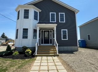 256 Kilburn St, Fall River, MA 02724