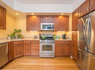 242 Hartford St, San Francisco, CA 94114