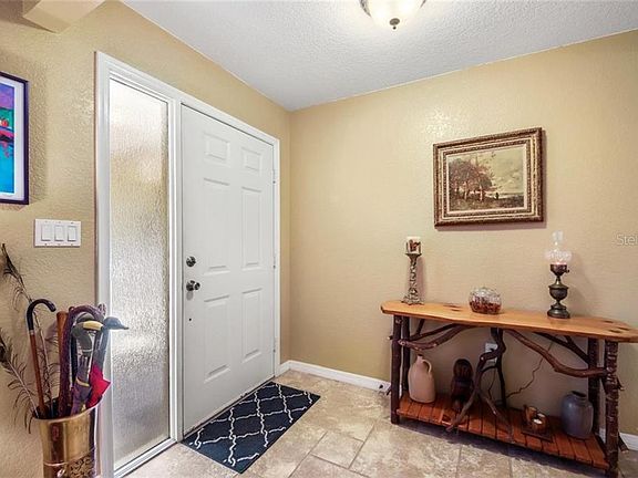 4th image of 330 Cornelius Blvd