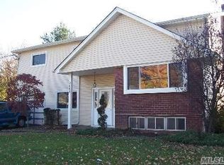 2558 Sawmill Rd, Bellmore, NY 11710