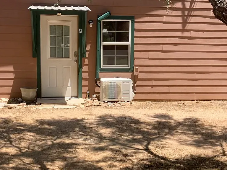 172 W Flag Creek Ranch Rd #A — Photo 2