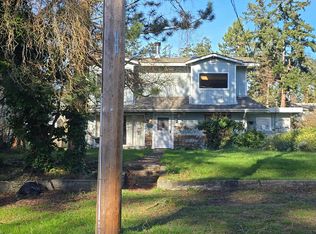 1040 Shady Ln, Oak Harbor, WA