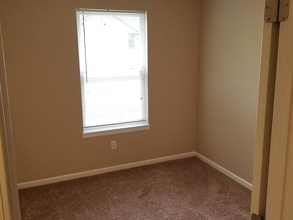 5th image of 801 NE Independence Ct #801