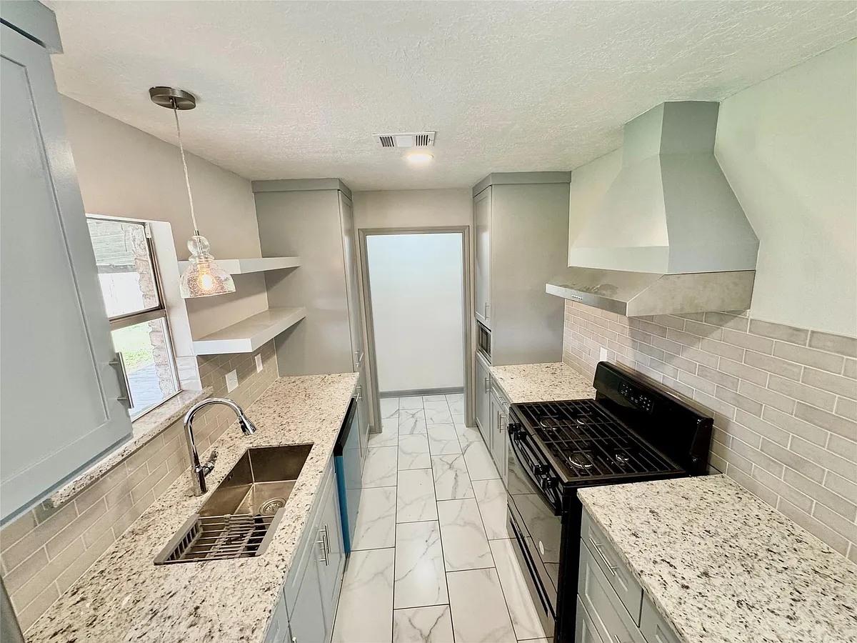 Building Photo - 3418 Abinger Ln