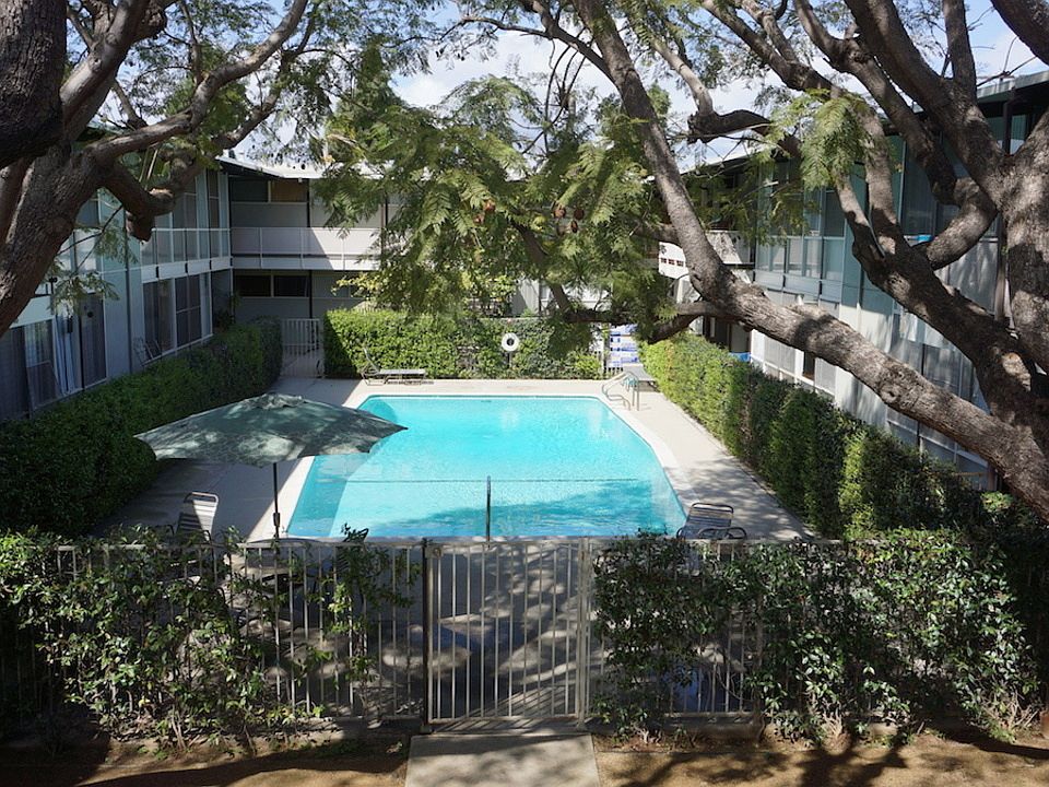 1st image of 3330 S Sepulveda Blvd APT 25