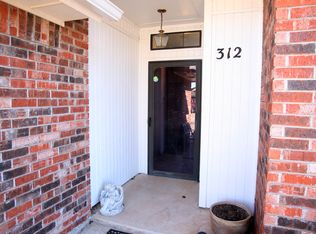 312 Remington Ave, Midwest City, OK 73130