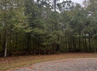 14 Broad River Dr, Hertford, NC 27944
