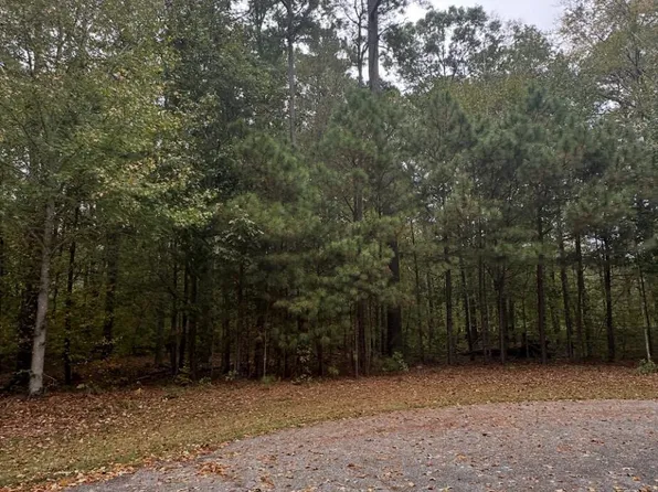 14 Broad River Drive, Hertford, NC 27944