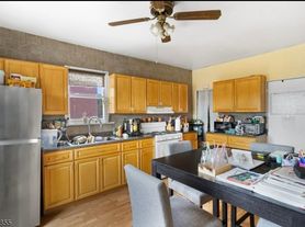 330 N 10th St, Haledon, NJ