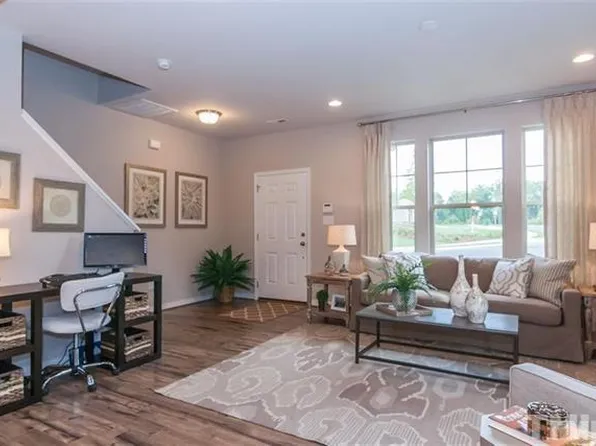 1106 Urbane Ct, Durham, NC