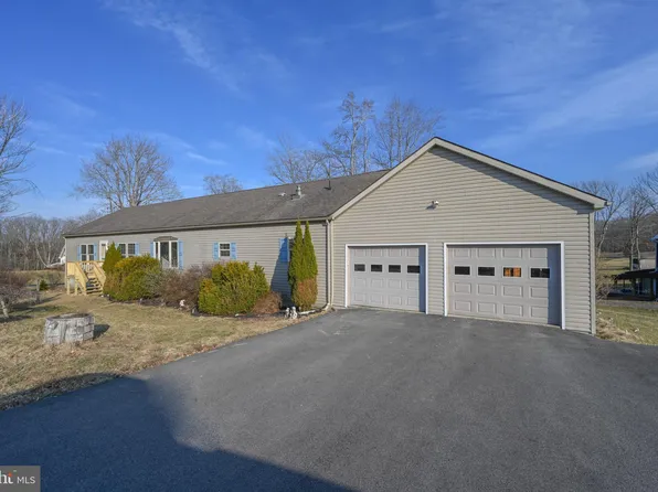 707 Sunshine Dr, Oakland, MD 21550