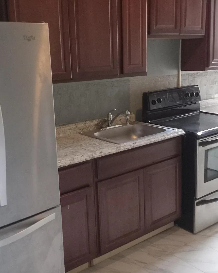 1 bed, 700 sqft, $1,200 — Photo 1