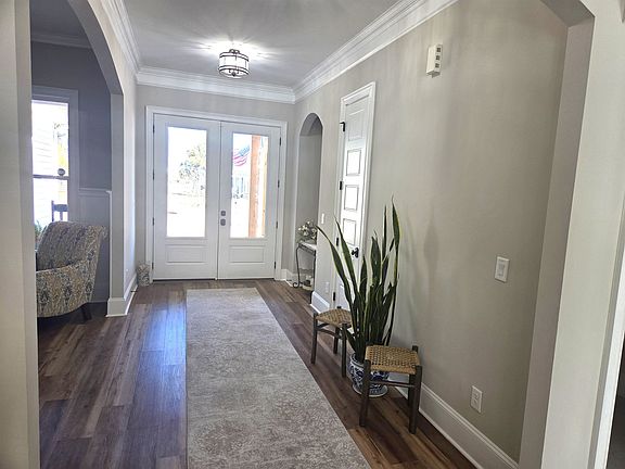 5th image of 946 Fiddlehead Way