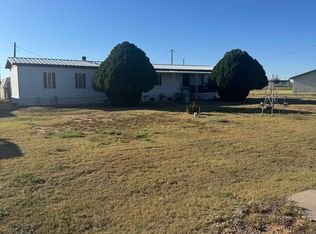 913 Morningside Rd, Logan, NM 88426