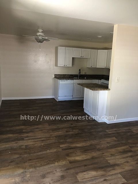 1st image of 971 Gretchen Ln