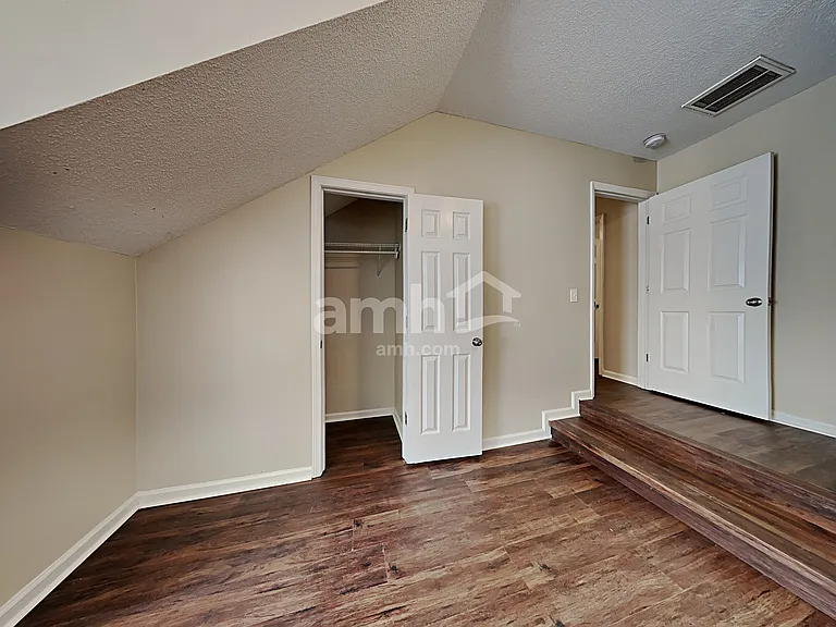 5411 Greggs Landing Dr — Photo 17