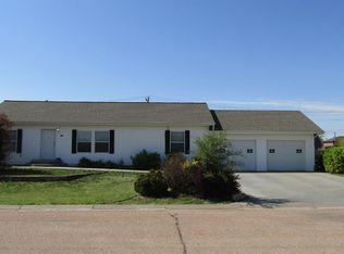 705 E 4th St, Hugoton, KS 67951