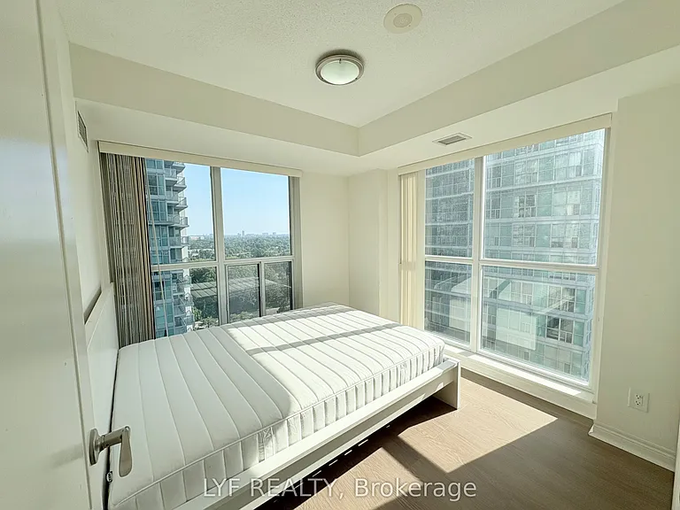 70 Town Centre Ct #1507 — Photo 4