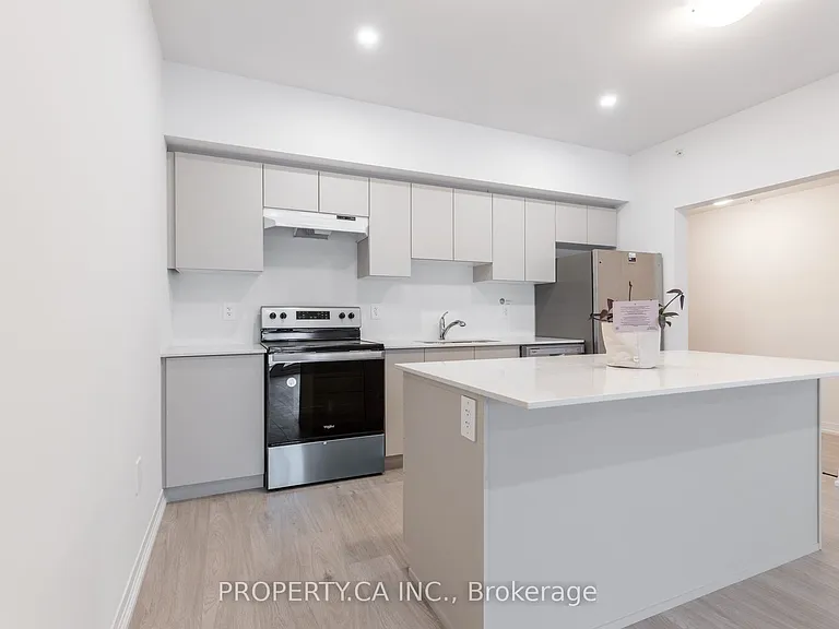 15 Kneeshaw Dr #205 — Photo 7