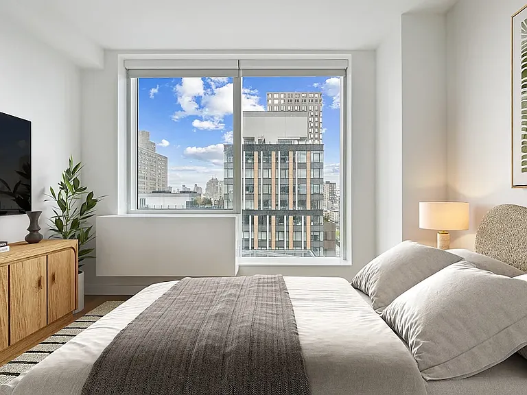 180 Broome St #2413 — Photo 20