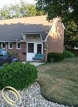 2nd image of 729 Deer St