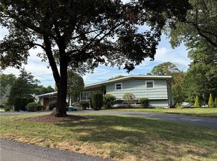57 Stiness Dr, Warwick, RI 02886