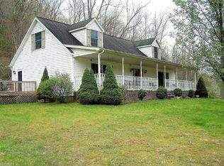 150 Trace Rd, Newton, WV 25266