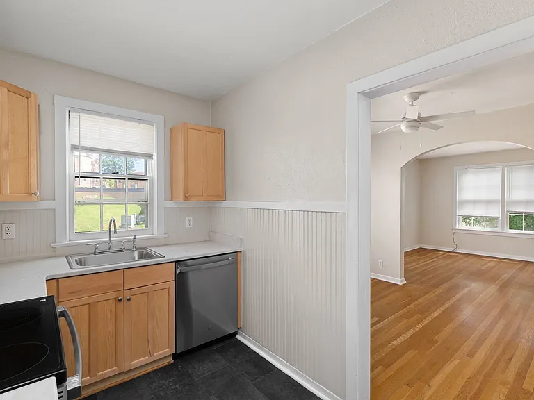 208 Circular Rd #4 — Photo 8