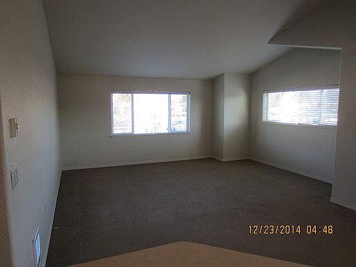 2nd image of 1997 SW Canyon Dr