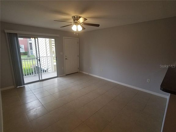 5th image of 202 Lake Parsons Grn Unit 102