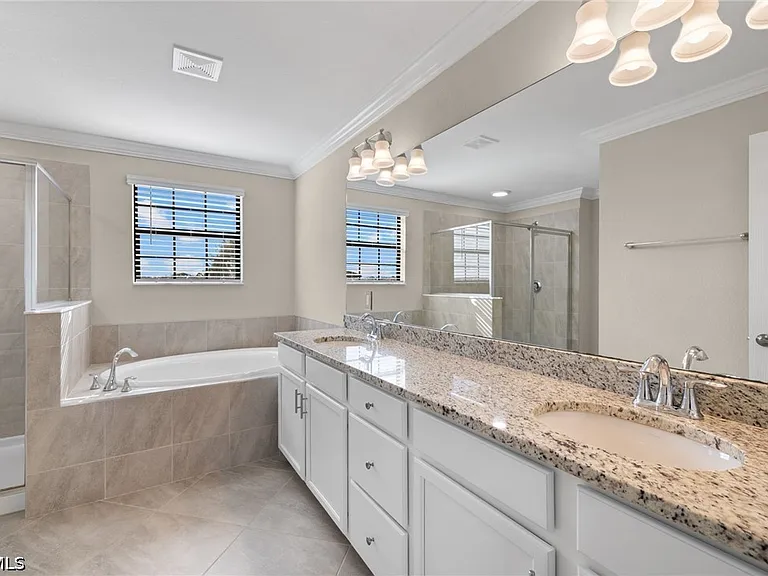 11884 Arbor Trace Dr — Photo 26