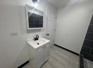 1045 E 73rd St #G1, Chicago, IL 60619