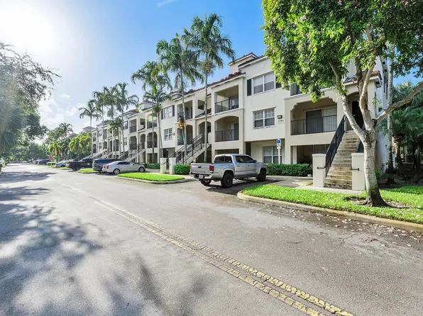 5980 W Sample Road #104, Coral Springs, FL 33063