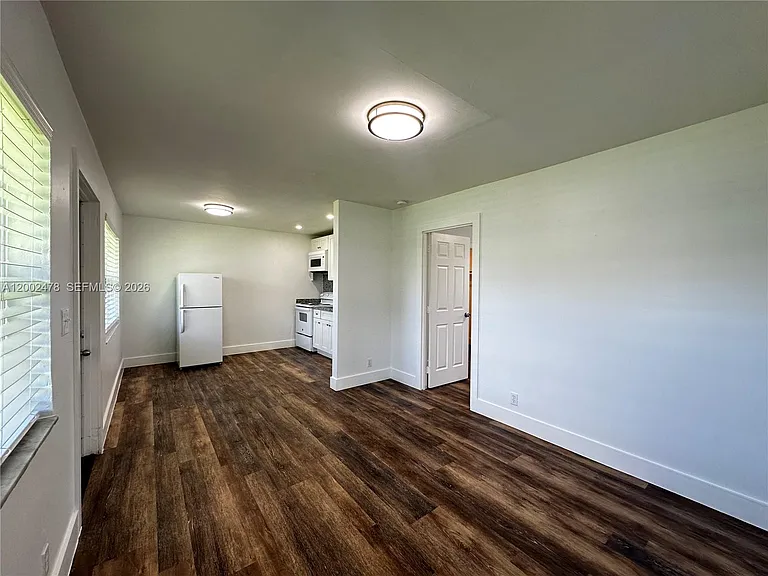 2321 Madison St #6 — Photo 7