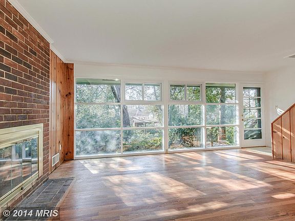 3rd image of 1409 Bernerd Pl