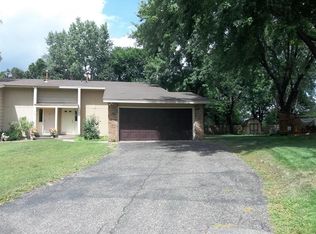 2025 108th Ln NW, Coon Rapids, MN 55433