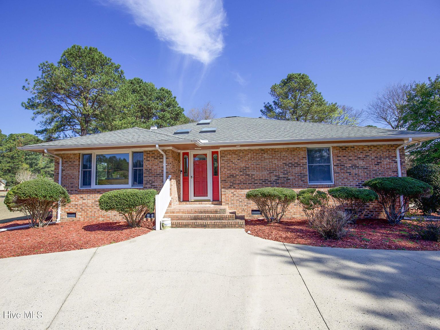 100 Oak Hills Road